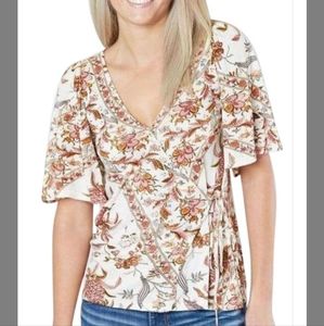 LUCKY BRAND Flutter Sleeves Floral Wrap Top
